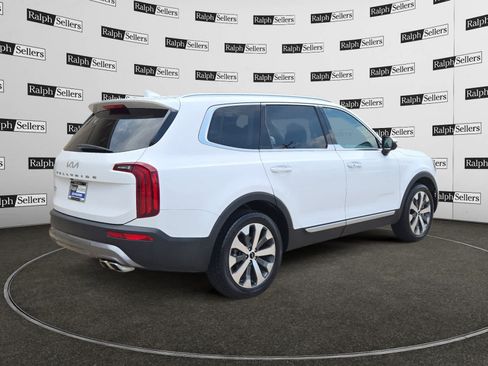 Used 2022 Kia Telluride S FWD image 6