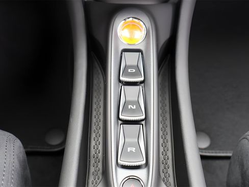 New 2025 McLaren Artura Spider image 10