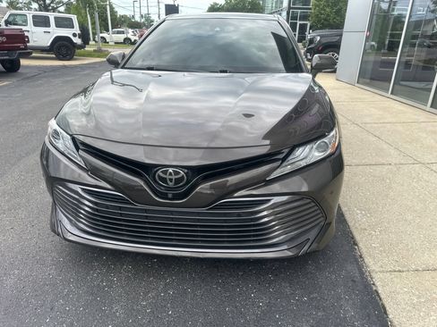 Used 2018 Toyota Camry XLE w/ Driver Assist Package FWD image 7