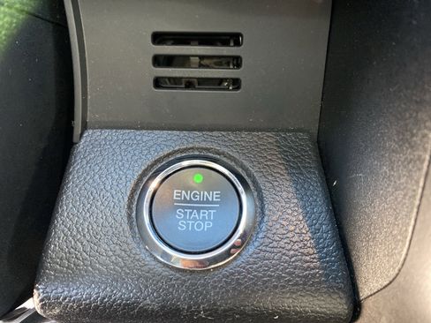 Used 2021 Ford Expedition Max Limited image 36