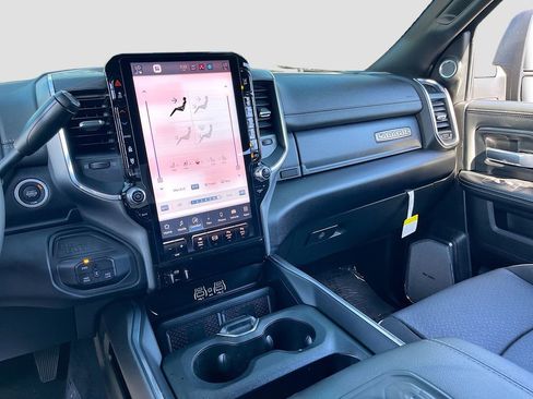 Used 2025 RAM 2500 Laramie image 24