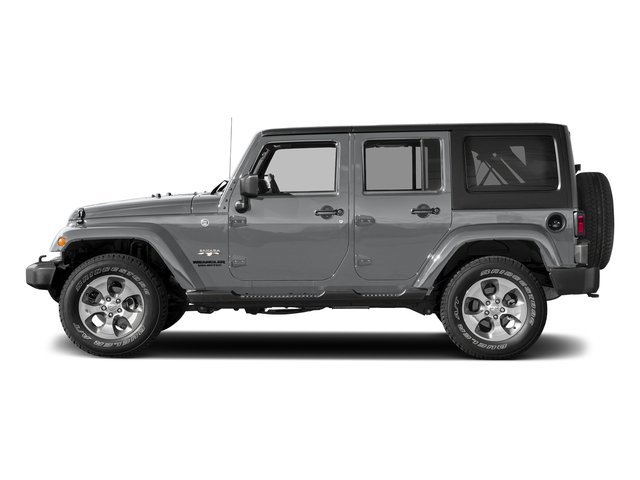 Used 2017 Jeep Wrangler Unlimited Sahara w/ Connectivity Group AWD/4WD image 3
