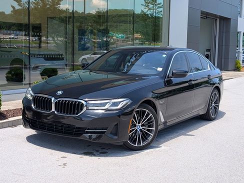 Used 2023 BMW 530e RWD image 1
