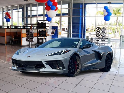 Used 2025 Chevrolet Corvette Stingray Coupe w/ Z51 Performance Package RWD image 1