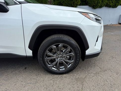 Certified 2023 Toyota RAV4 XLE Premium AWD/4WD image 11