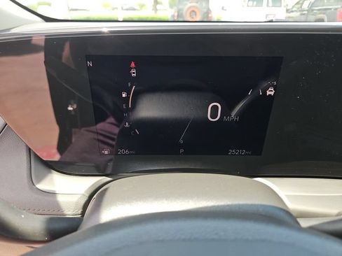 Used 2025 Buick Encore GX Preferred FWD image 12