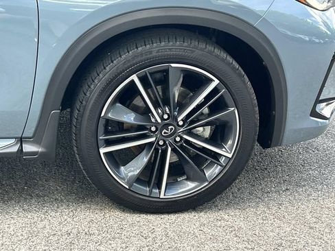 Used 2025 INFINITI QX50 Sport AWD/4WD image 9