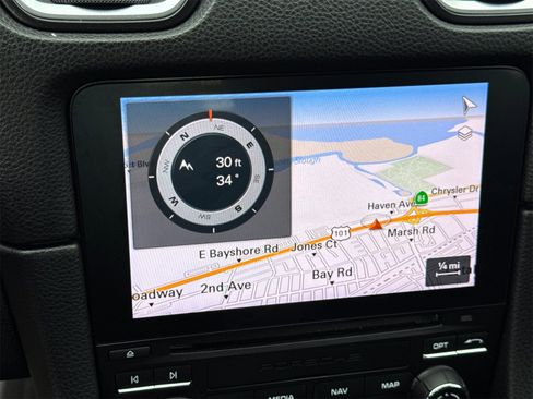 Used 2018 Porsche 718 Cayman GTS image 19