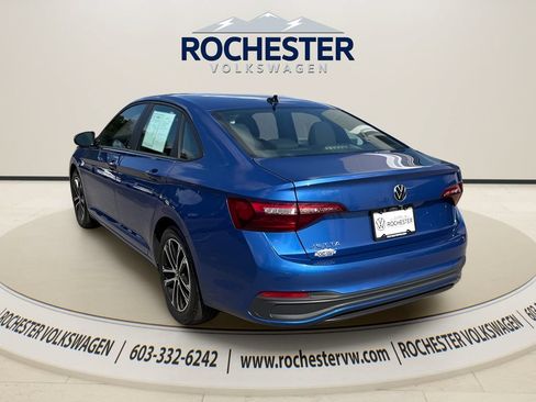 Used 2023 Volkswagen Jetta Sport FWD image 4