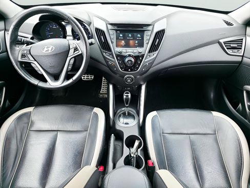 Used 2013 Hyundai Veloster Turbo image 19