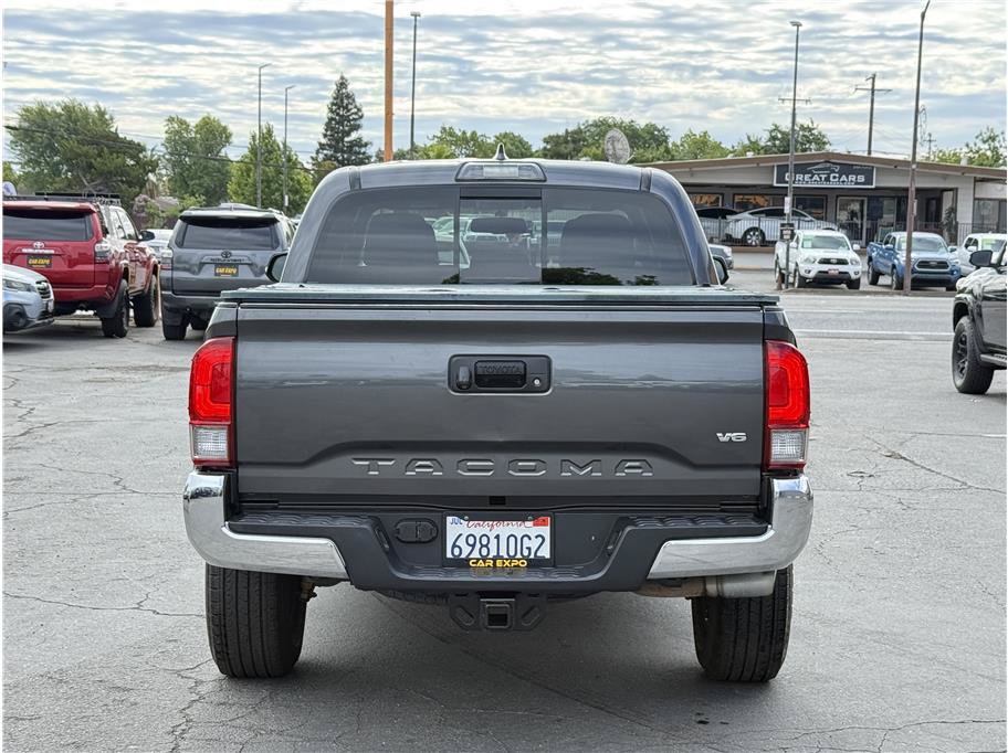 Used 2017 Toyota Tacoma TRD Off-Road w/ Tow Package RWD image 5