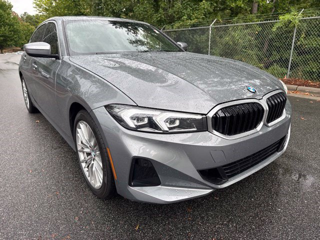 Used 2024 BMW 330i Sedan w/ Premium Package RWD image 3