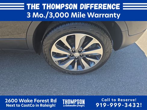 Used 2021 Buick Encore Preferred w/ Safety Package AWD/4WD image 27