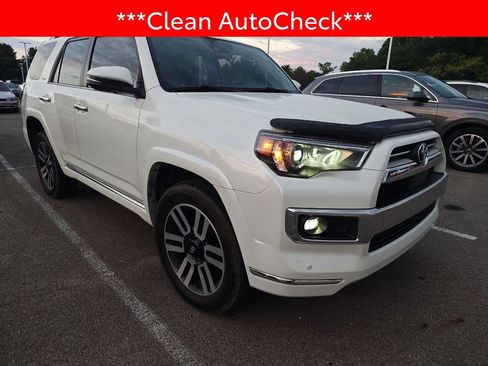 Used 2022 Toyota 4Runner Limited AWD/4WD image 3