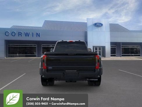 New 2026 Ford F450 Platinum w/ FX4 Off-Road Package image 6