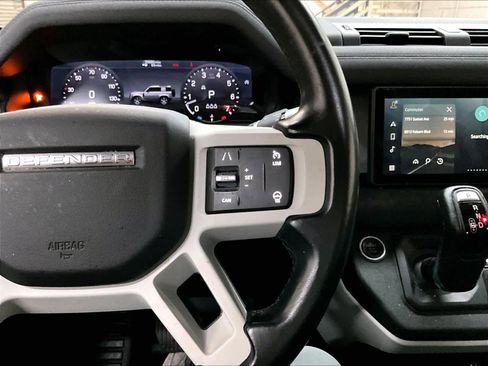 Used 2021 Land Rover Defender 90 First Edition image 21