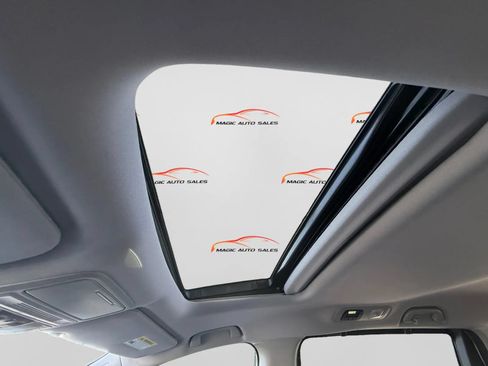 Used 2018 Honda Odyssey EX-L image 37