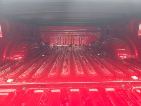 Used 2023 Ford F250 Platinum image 22