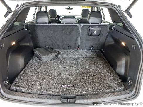 Used 2021 Volkswagen Atlas Cross Sport SE FWD image 27