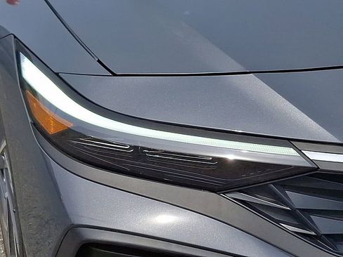 Used 2025 Hyundai Elantra Sport w/ Cargo Package image 10