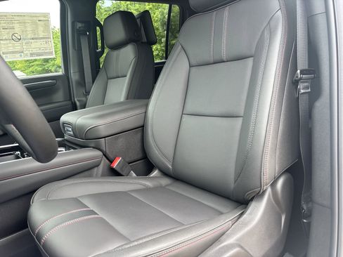 New 2026 Chevrolet Suburban RST w/ RST Capability Package AWD/4WD image 14