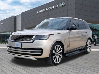 Used 2025 Land Rover Range Rover SE