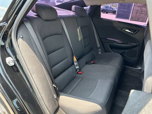 Used 2022 Chevrolet Malibu LS FWD image 17