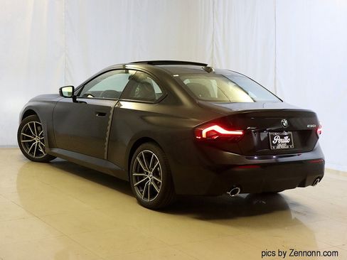 Used 2025 BMW 230i xDrive 230i xDrive w/ Premium Package image 7