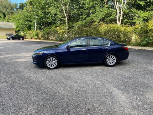 Used 2015 Honda Accord EX-L image 8