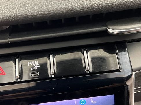 Used 2024 Jeep Grand Cherokee L Limited w/ Luxury Tech Group II image 59