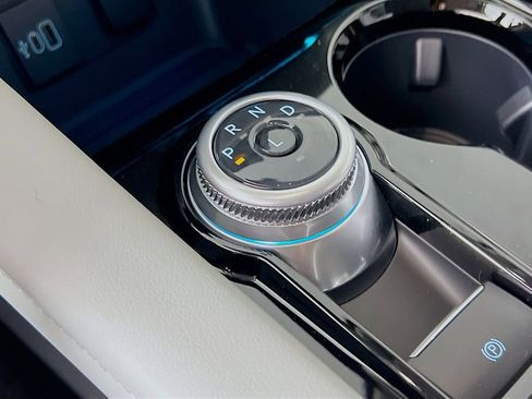 New 2026 Ford Explorer Platinum image 10