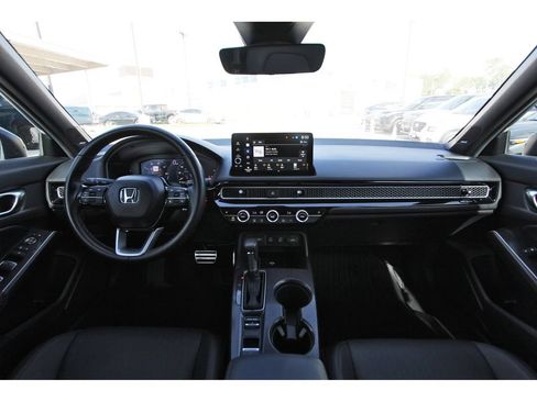 Used 2025 Honda Civic Sport image 12