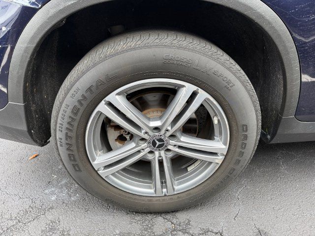 Used 2021 Mercedes-Benz GLC 300 image 12