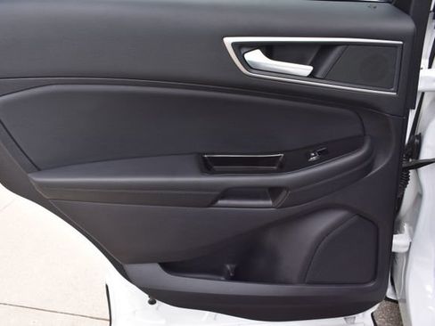Used 2020 Ford Edge SEL w/ Convenience Package AWD/4WD image 36