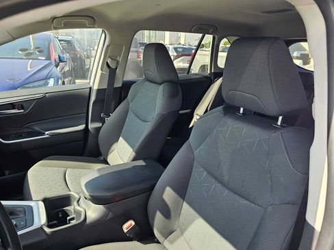 Certified 2025 Toyota RAV4 XLE AWD/4WD image 21