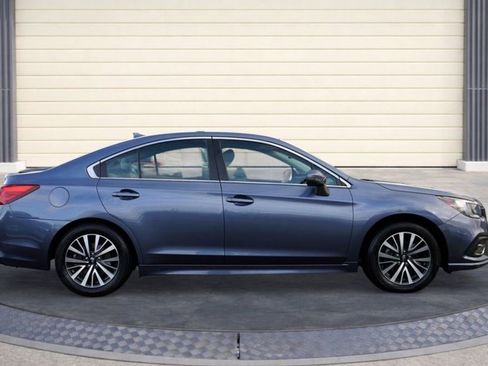 Used 2018 Subaru Legacy 2.5i Premium image 8