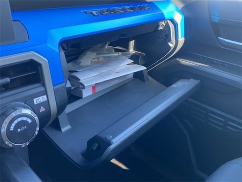 Used 2024 Toyota Tacoma TRD Off-Road image 29