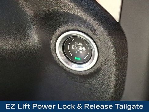 Used 2024 Chevrolet Silverado 1500 Custom image 22