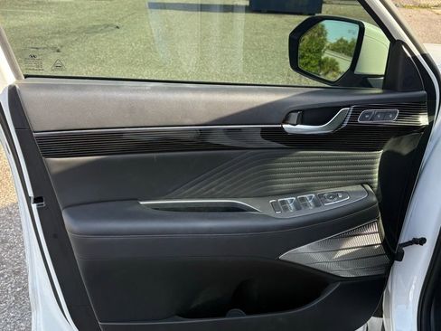 Used 2024 Hyundai Palisade Calligraphy image 10