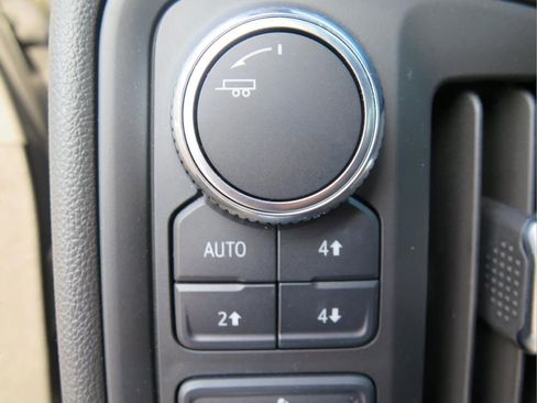 Used 2025 GMC Sierra 1500 Pro w/ Pro Value Package AWD/4WD image 12