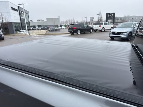 Used 2022 Nissan Frontier S w/ Technology Package image 22