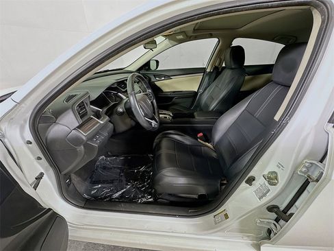 Used 2020 Honda Civic EX image 11