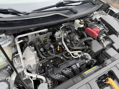 Used 2021 Nissan Rogue SV AWD/4WD image 5