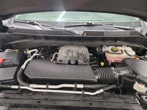 Used 2022 Chevrolet Silverado 1500 Custom image 24