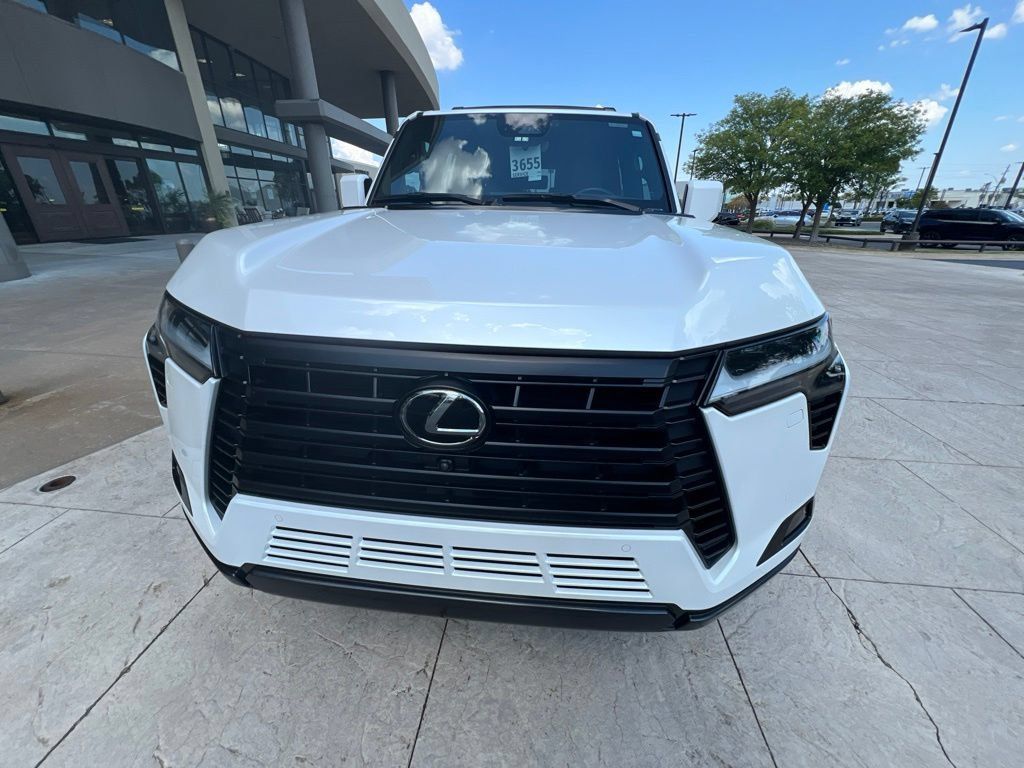 Used 2024 Lexus GX 550 w/ Cold Area Package AWD/4WD image 1