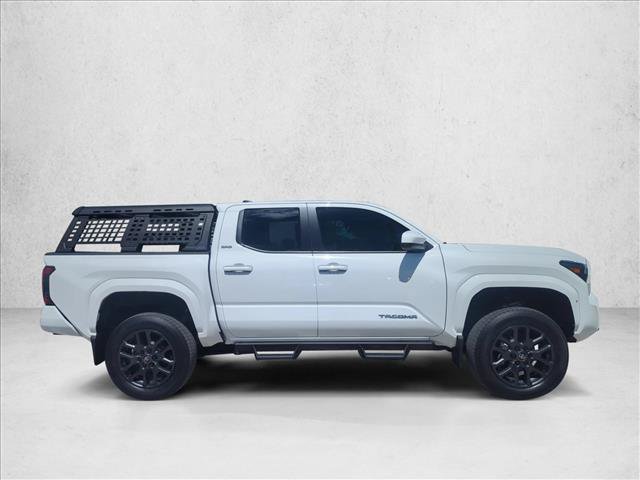 Certified 2025 Toyota Tacoma SR5 AWD/4WD image 4