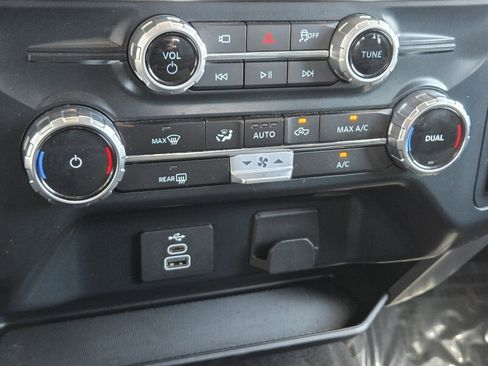 Used 2025 Ford F150 XLT w/ Equipment Group 301A Standard AWD/4WD image 30