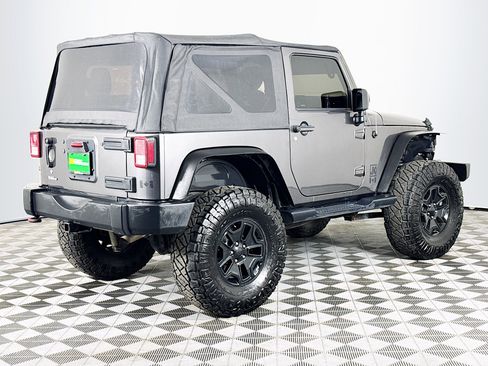 Used 2018 Jeep Wrangler Sport image 10