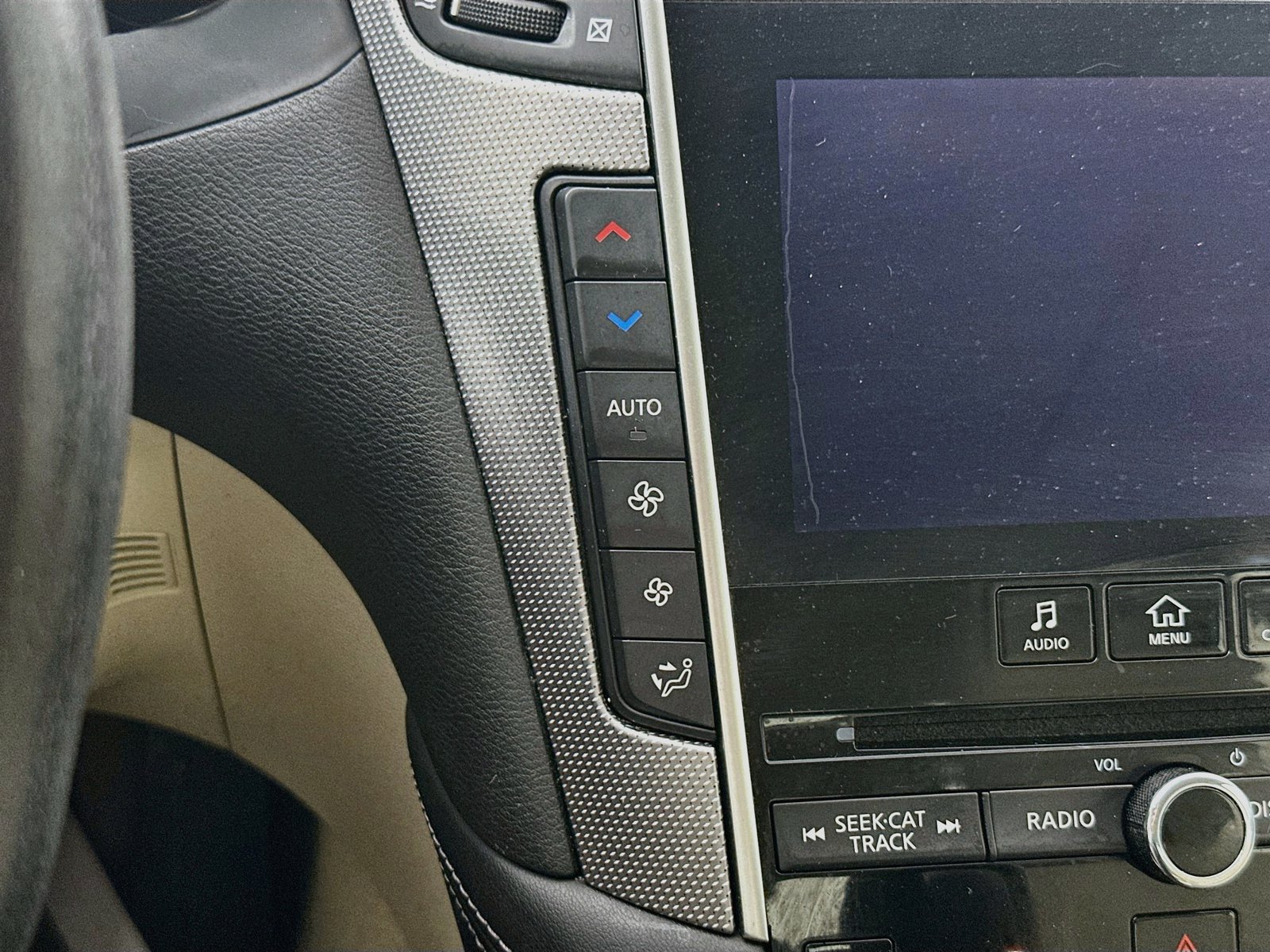 Used 2015 INFINITI Q50 Premium w/ Navigation Package AWD/4WD image 15