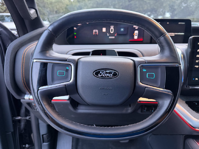 Used 2025 Ford Expedition Tremor AWD/4WD image 10